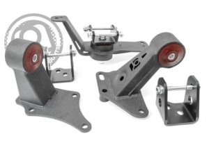 Honda S2000 Engine Mount Kit - Innovative Mounts - 95A Steel - Black - `00-`09